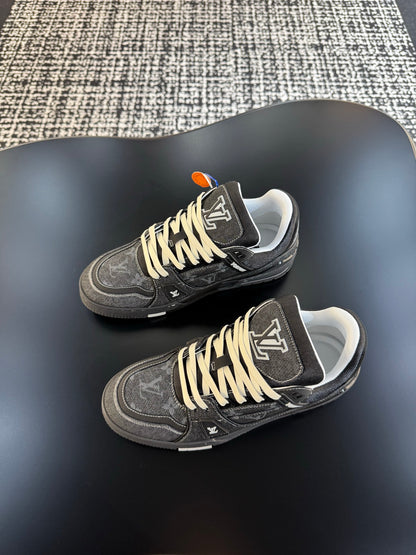 빙 공장 / 루이비통 커플 운동화