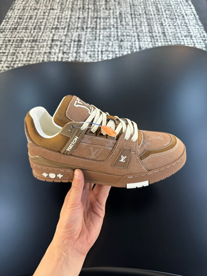 빙 공장 / 루이비통 커플 운동화