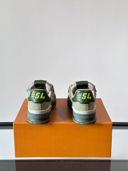 빙 공장 / 루이비통 커플 운동화