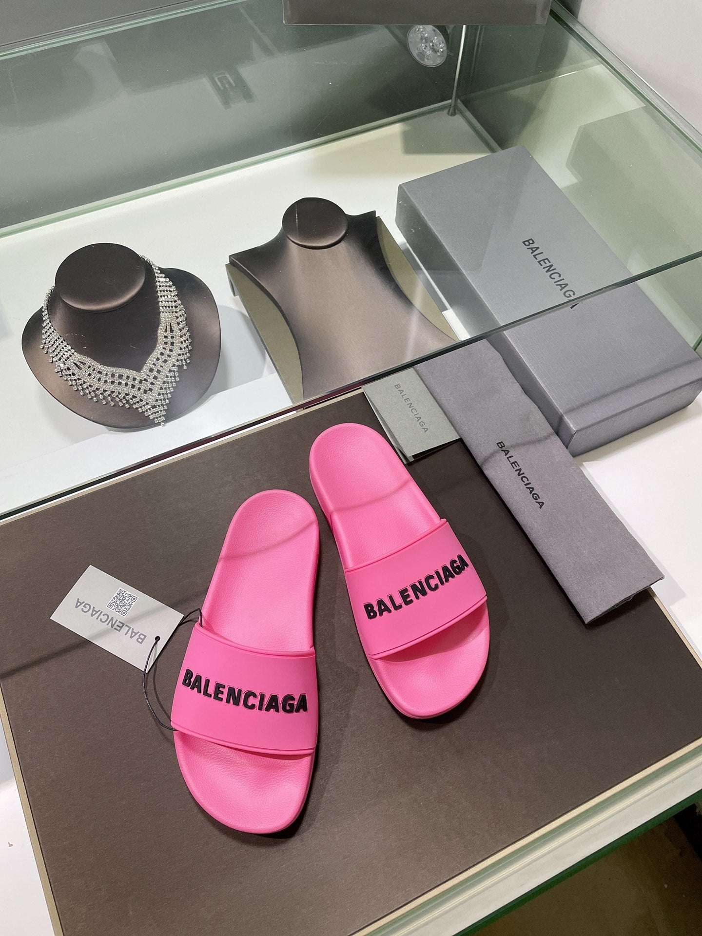 빙 공장 / 발렌시아가 남성 여성 슬리퍼