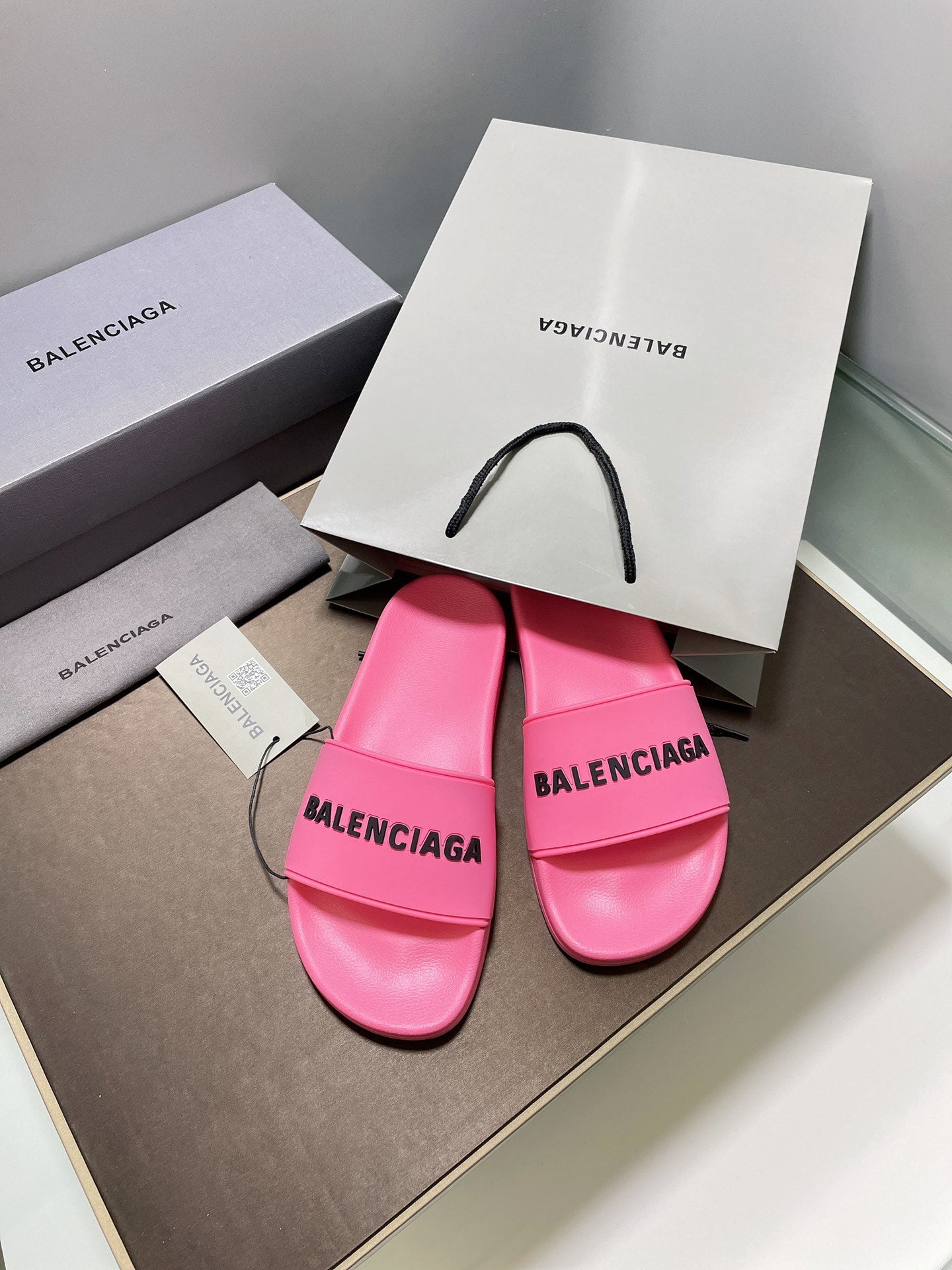 빙 공장 / 발렌시아가 남성 여성 슬리퍼