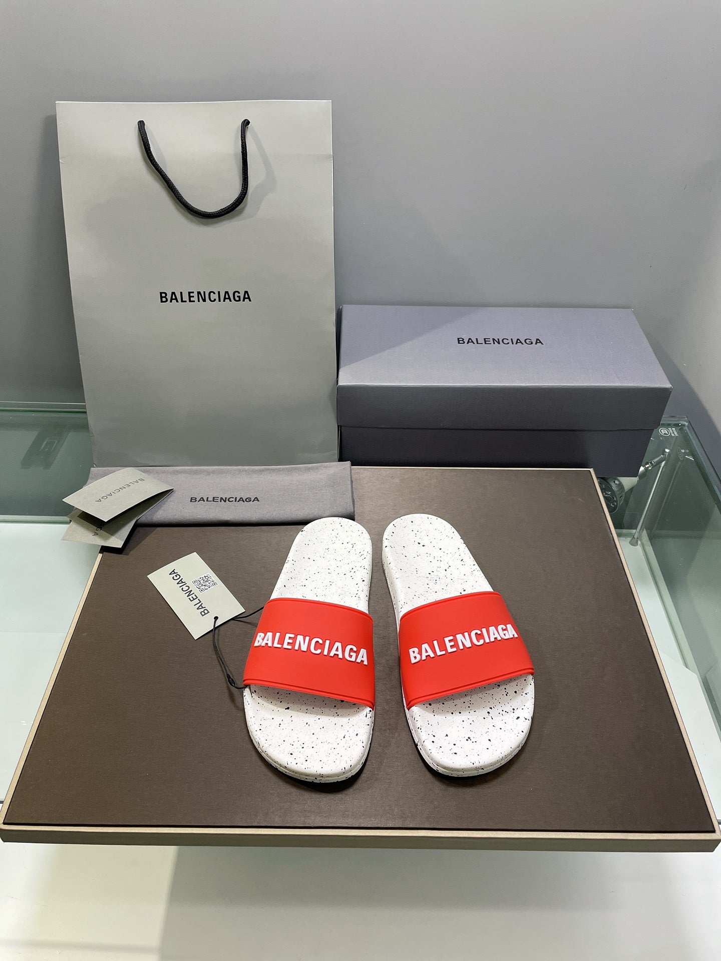 빙 공장 / 발렌시아가 남성 여성 슬리퍼