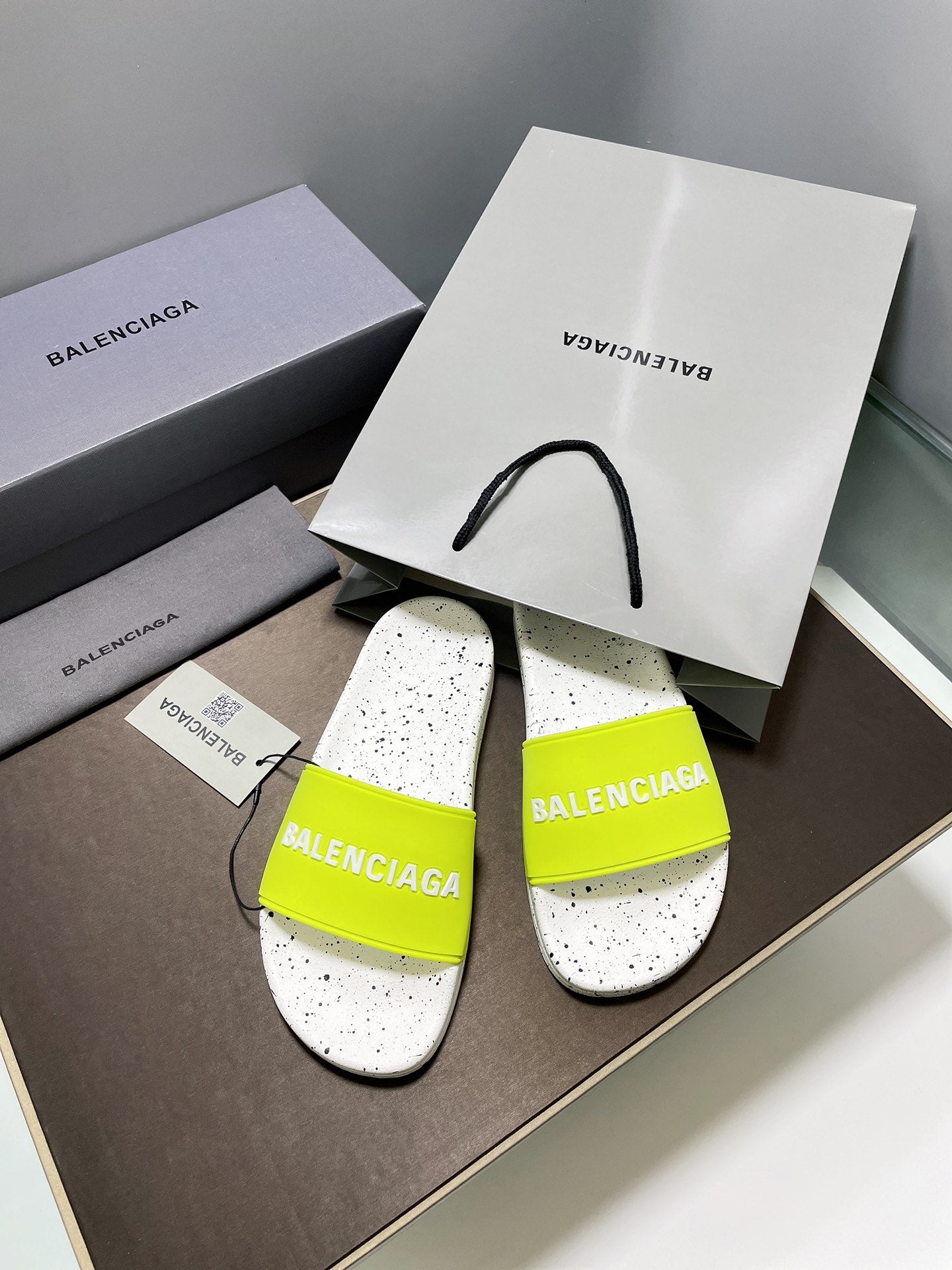 빙 공장 / 발렌시아가 남성 여성 슬리퍼