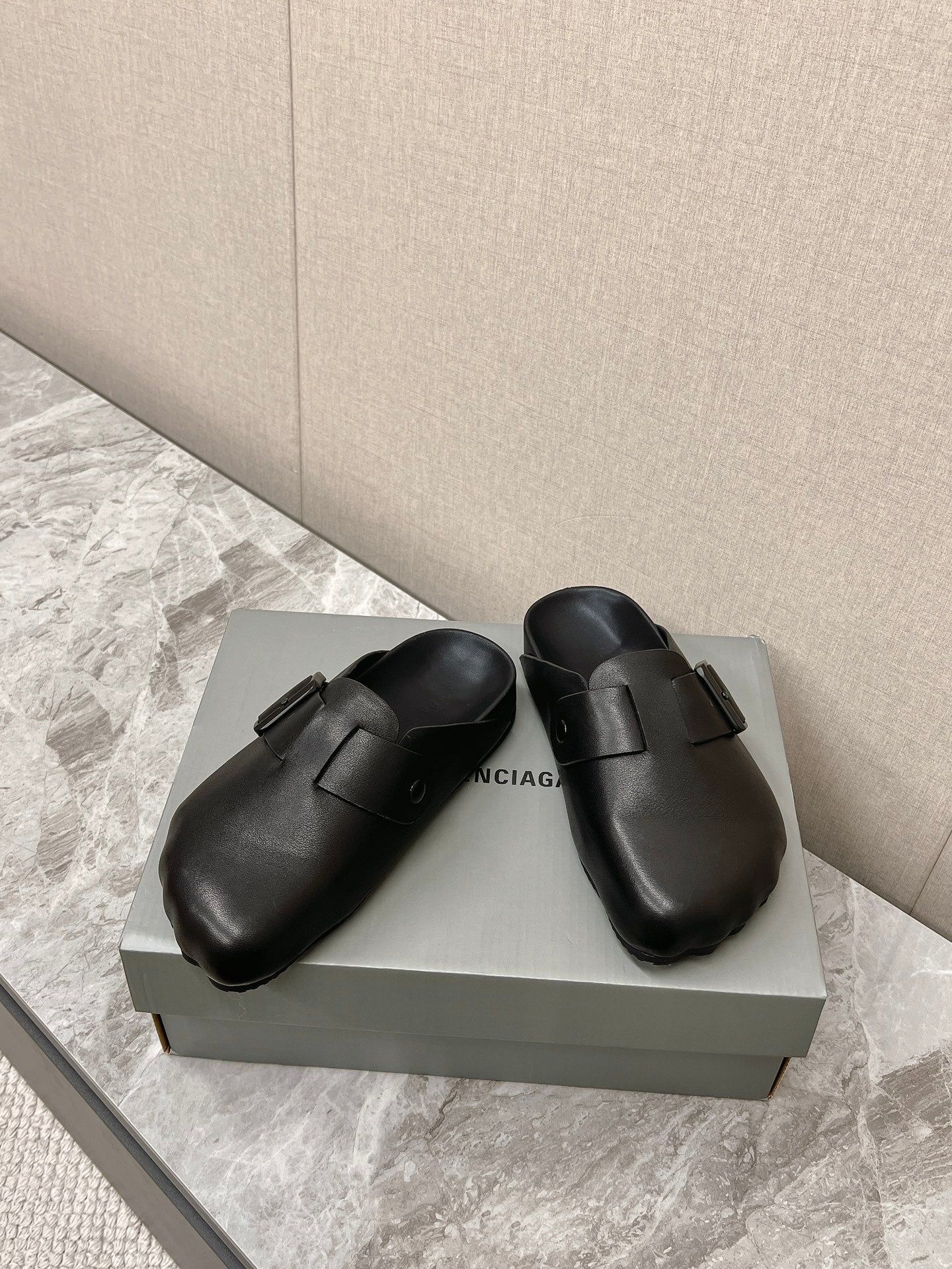 빙 공장 / 발렌시아가 남성 여성 슬리퍼