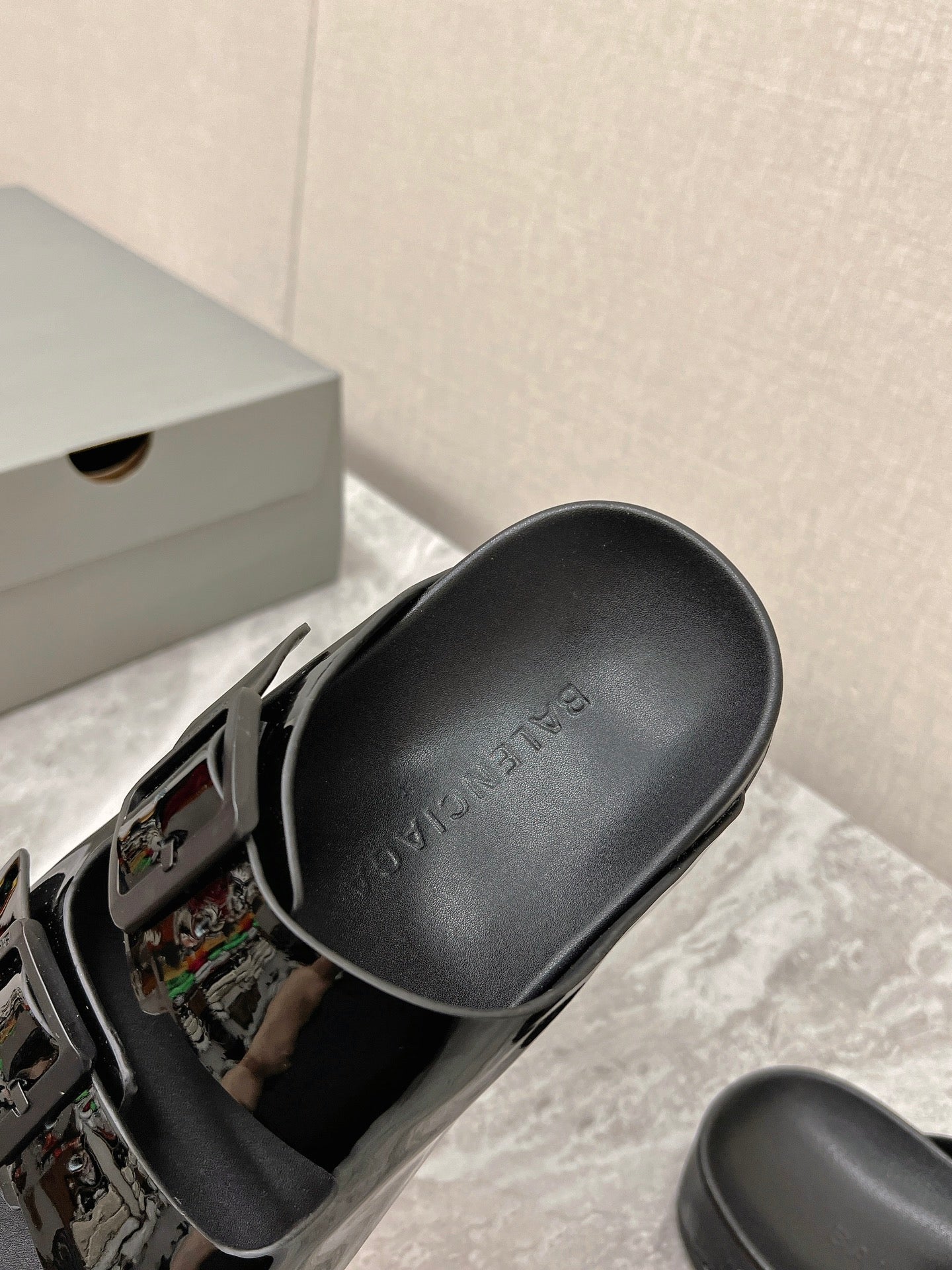 빙 공장 / 발렌시아가 남성 여성 슬리퍼