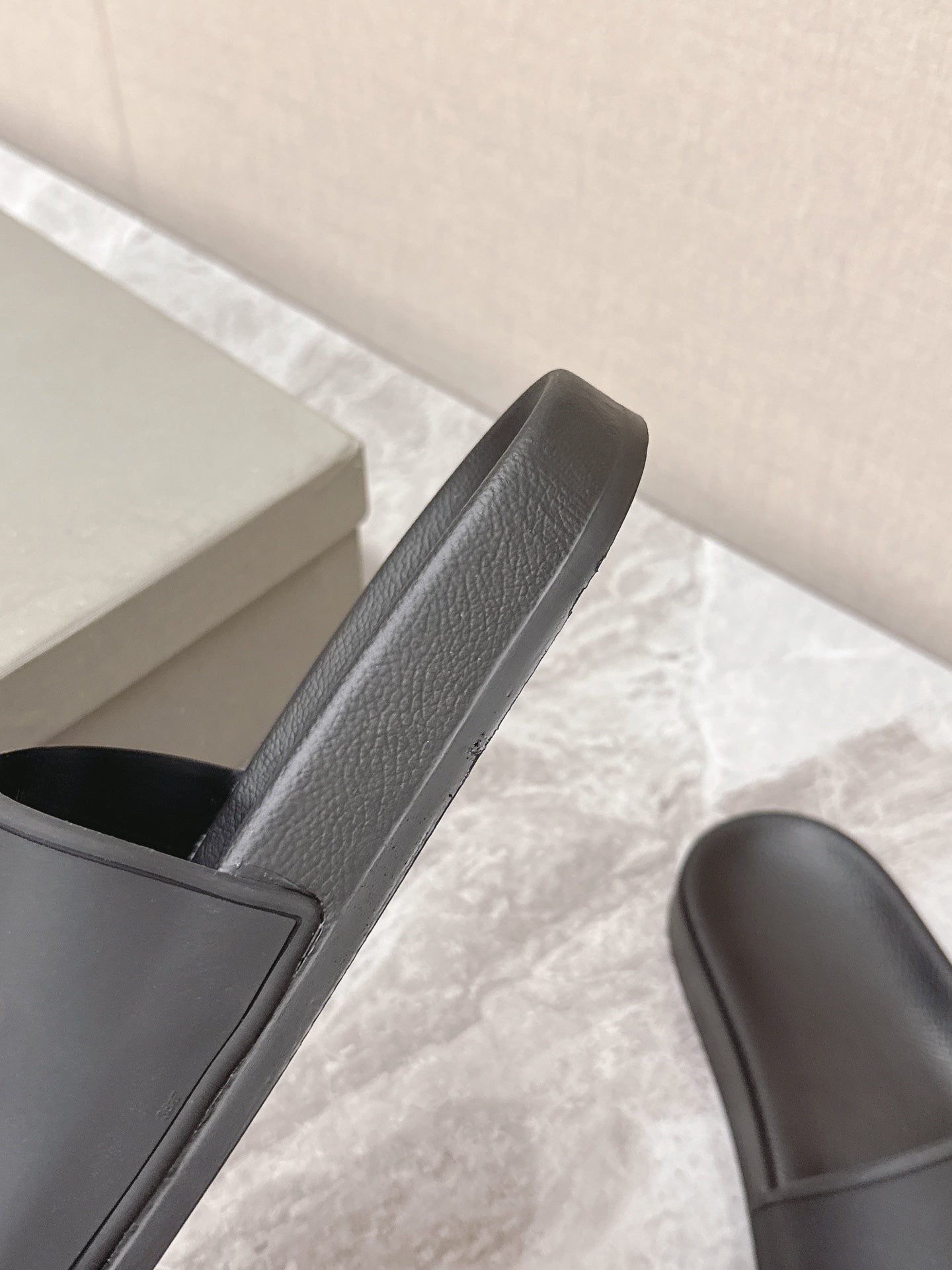 빙 공장 / 발렌시아가 남성 여성 슬리퍼