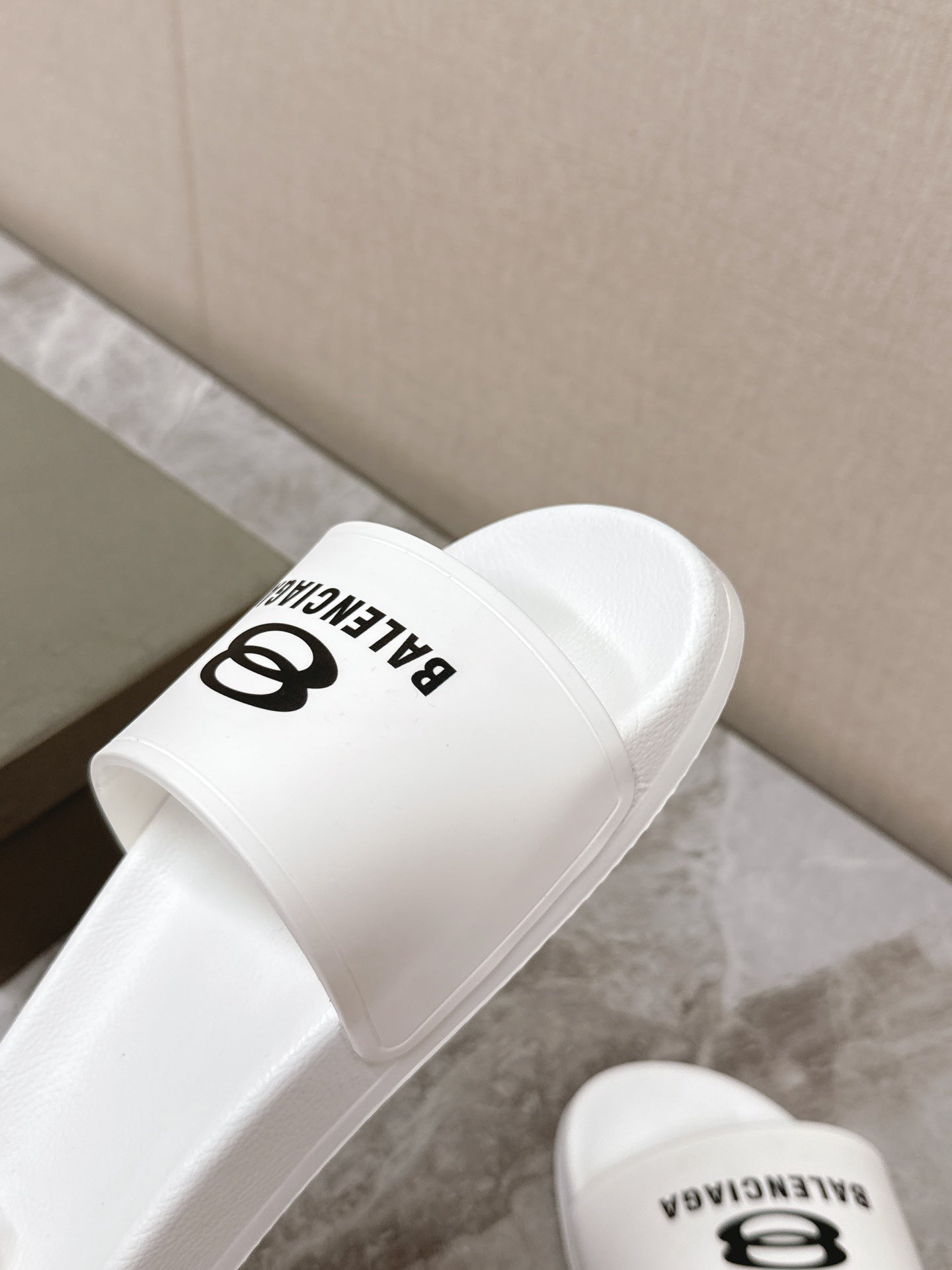 빙 공장 / 발렌시아가 남성 여성 슬리퍼