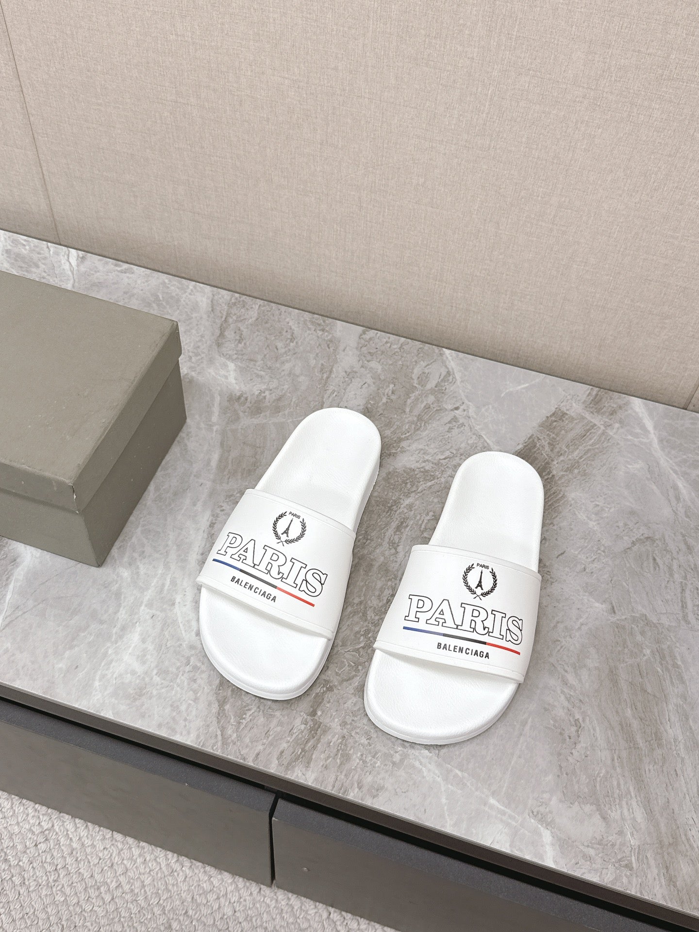 빙 공장 / 발렌시아가 남성 여성 슬리퍼