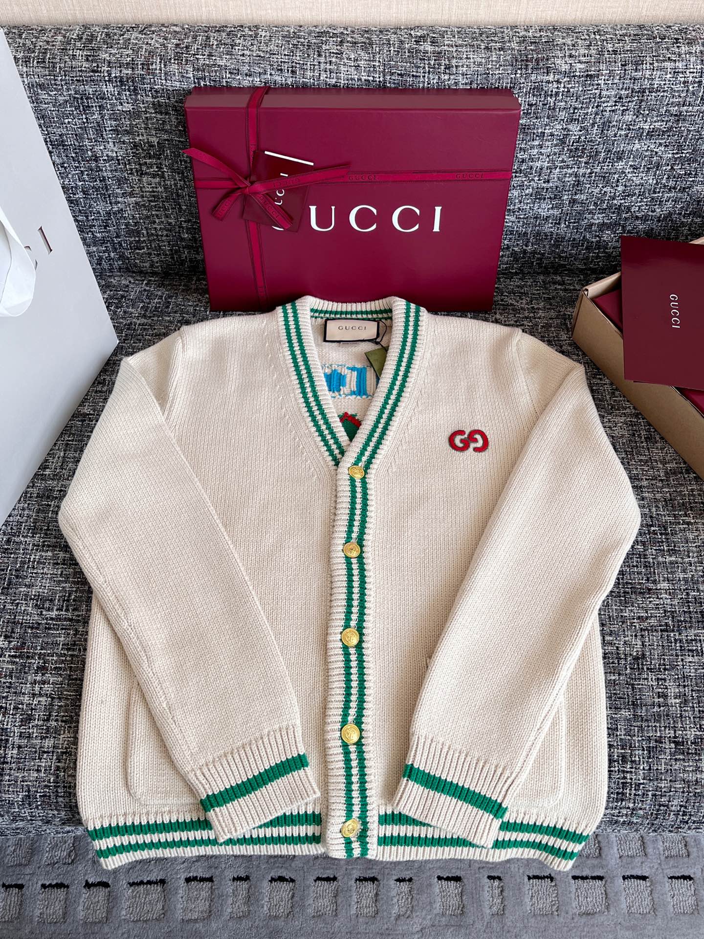 티모 공장 / 구찌 여성 니트 카디건