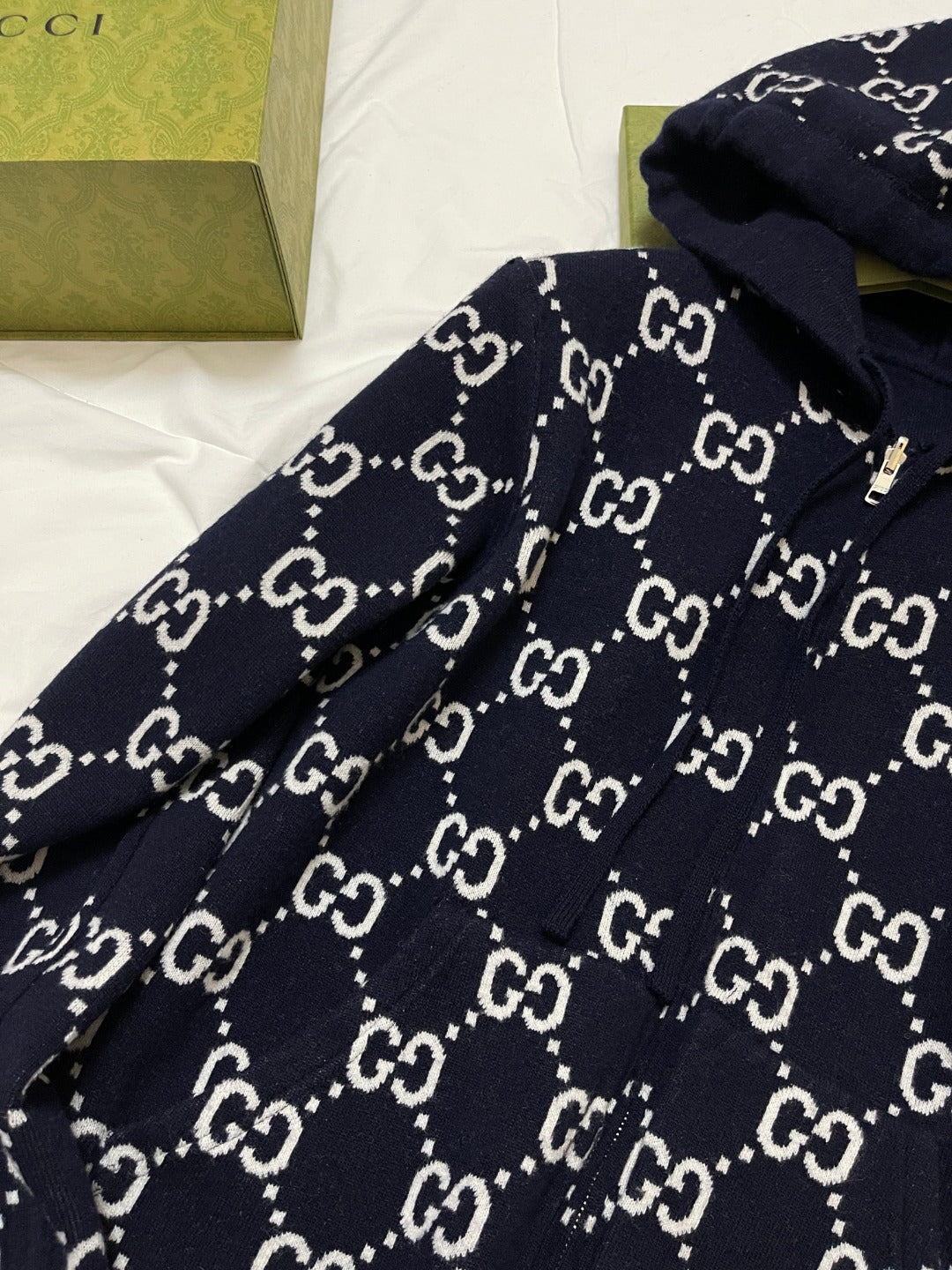 BVG / 구찌 남성 양면 니트