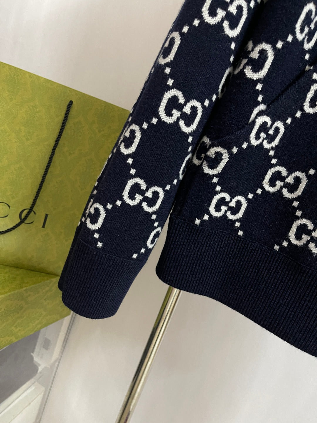 BVG / 구찌 남성 양면 니트