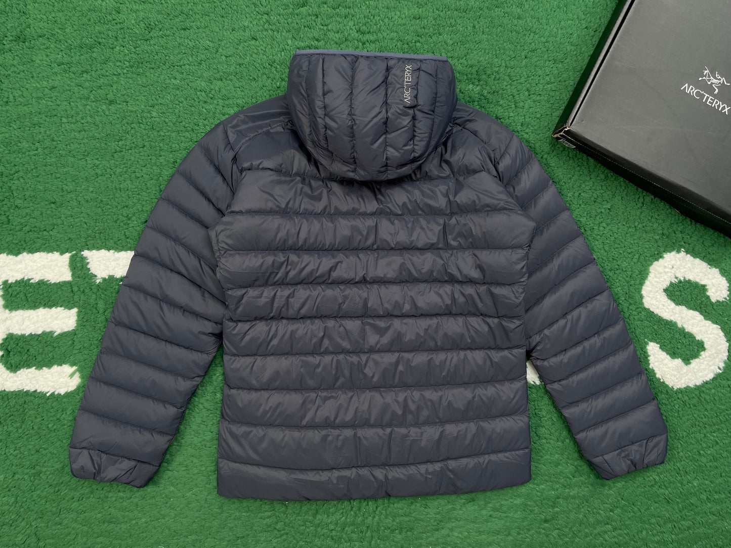 R공장 / 아크테릭스 남성 가벼운 방풍 보온 후드 패딩