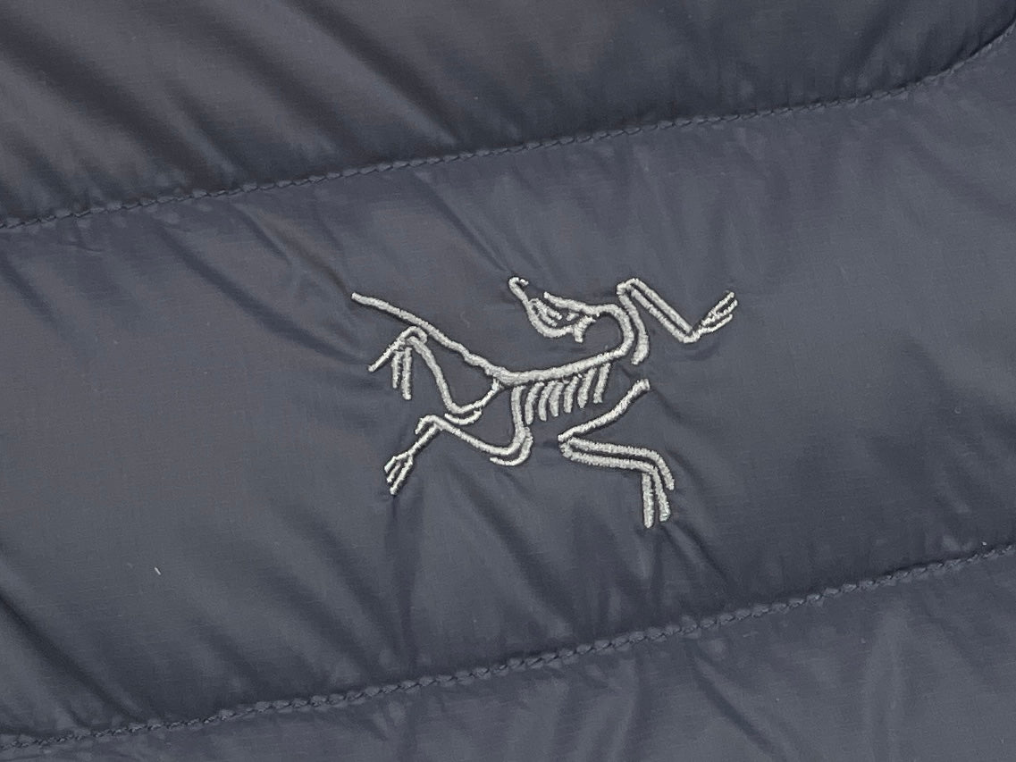 R공장 / 아크테릭스 남성 가벼운 방풍 보온 후드 패딩