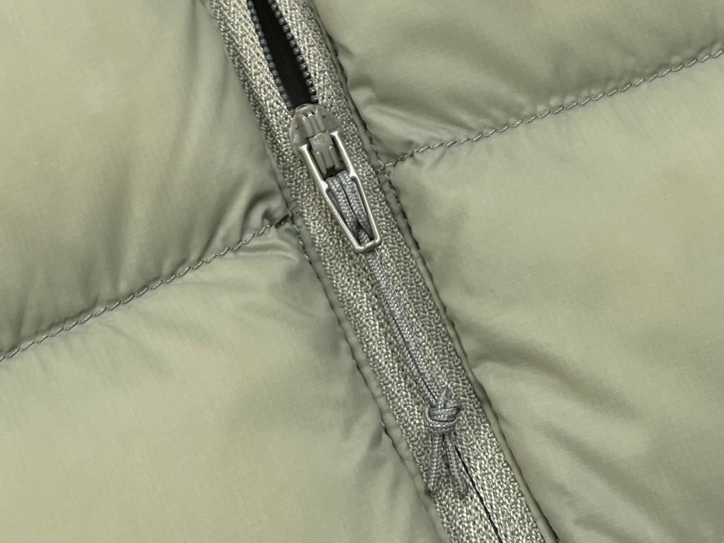 R공장 / 아크테릭스 남성 가벼운 방풍 보온 후드 패딩