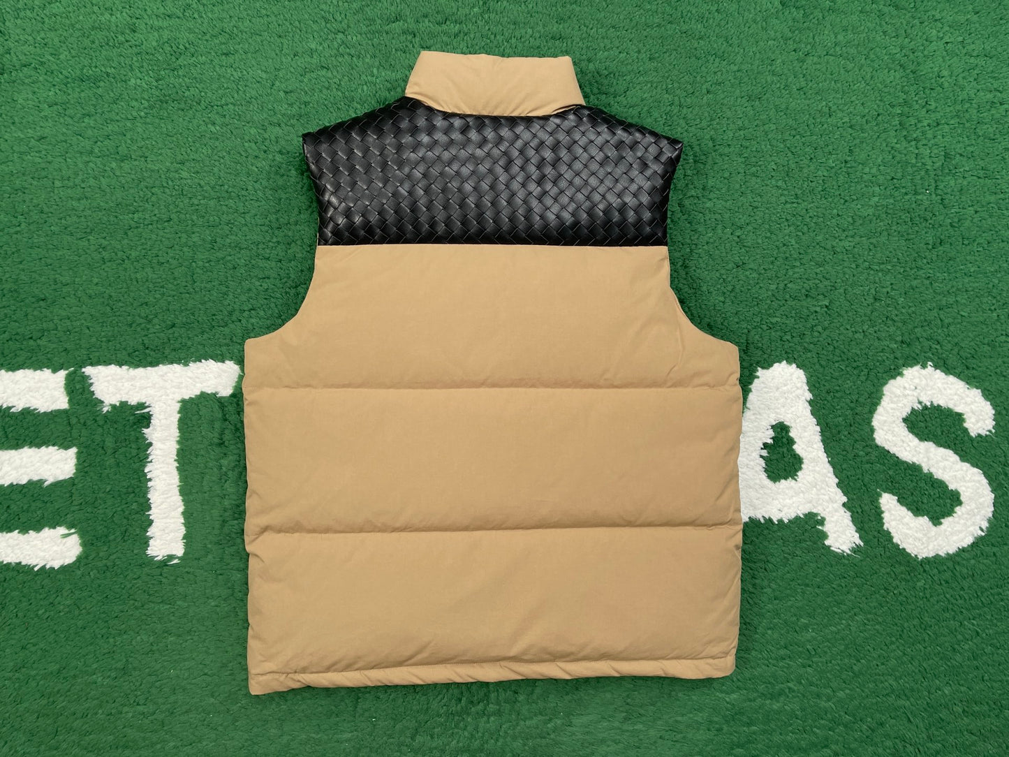 R공장 / 보테가베네타 남성 패딩 조끼