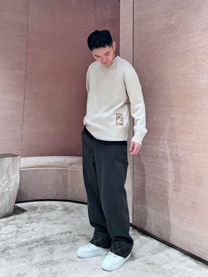 R공장 / 버버리 남성 라운드넥 맨투맨