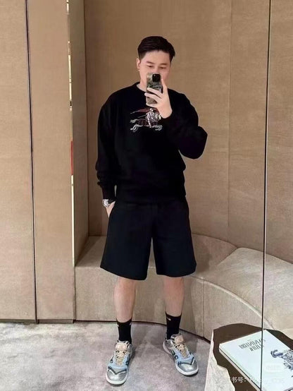 R공장 / 버버리 남성 라운드넥 맨투맨