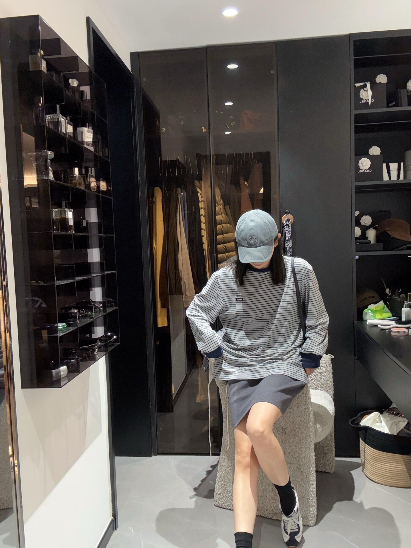 R공장 / 미우미우 남성 여성 스트라이프 라운드넥 티셔츠