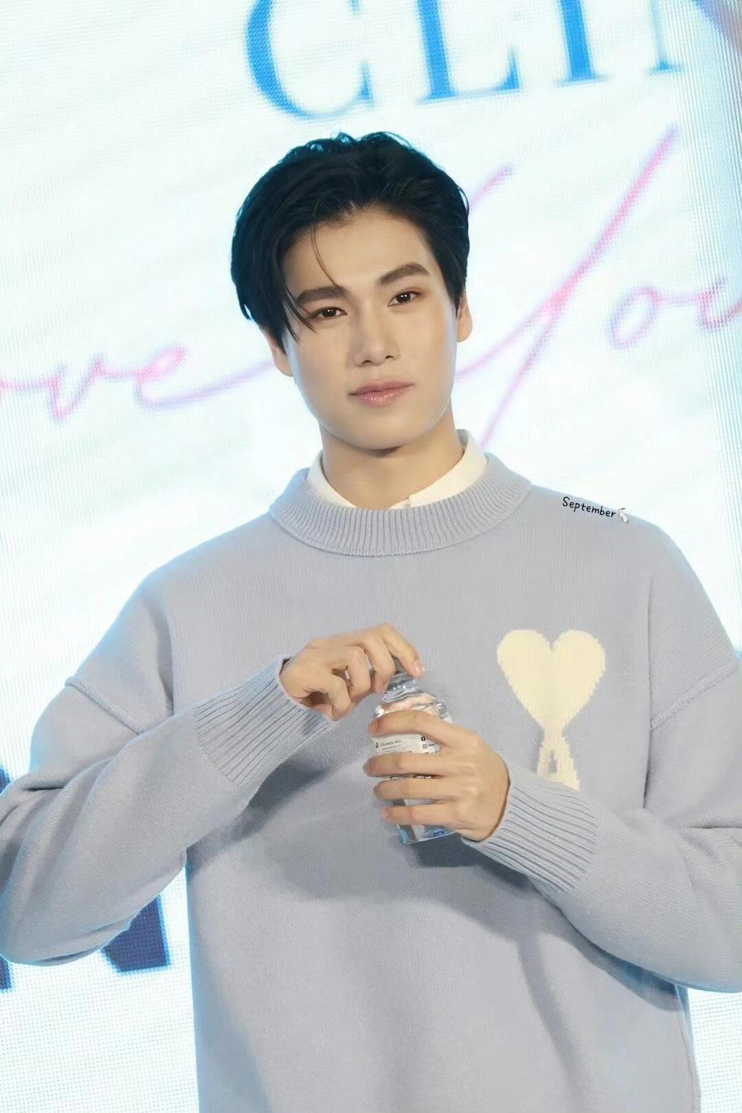 ZZLL / 아미 니트 스웨터