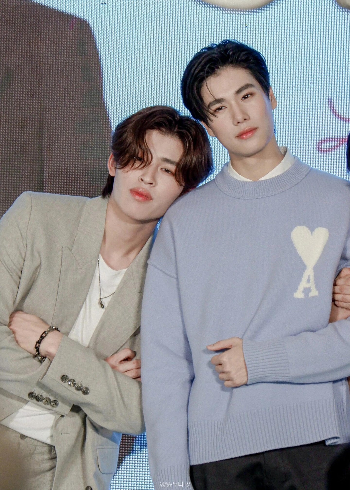 ZZLL / 아미 니트 스웨터