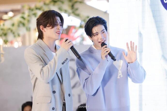 ZZLL / 아미 니트 스웨터