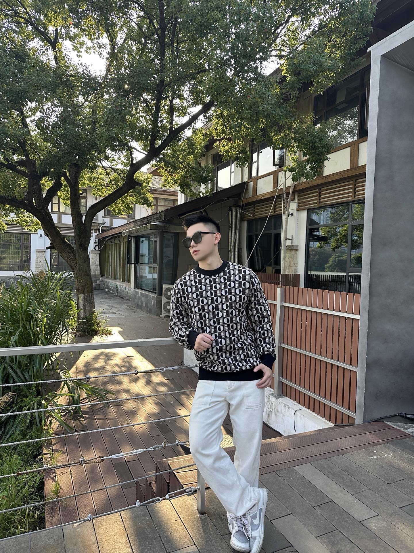 ZZLL / 펜디 니트 스웨터