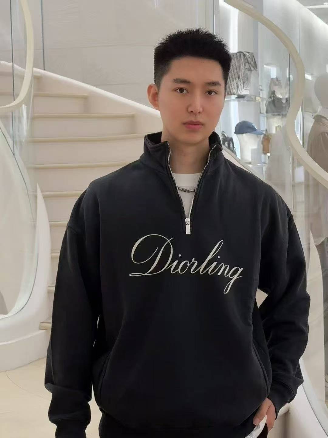 ZZLL / 디올 후드티