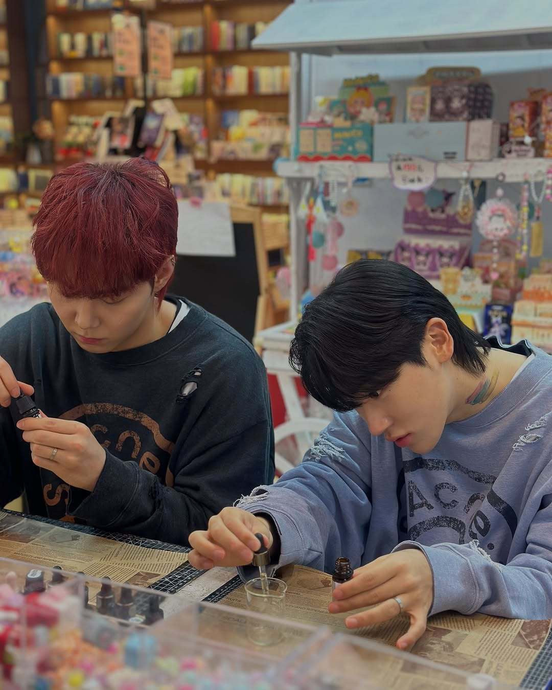 ZZLL / 아크네스튜디오 후드티