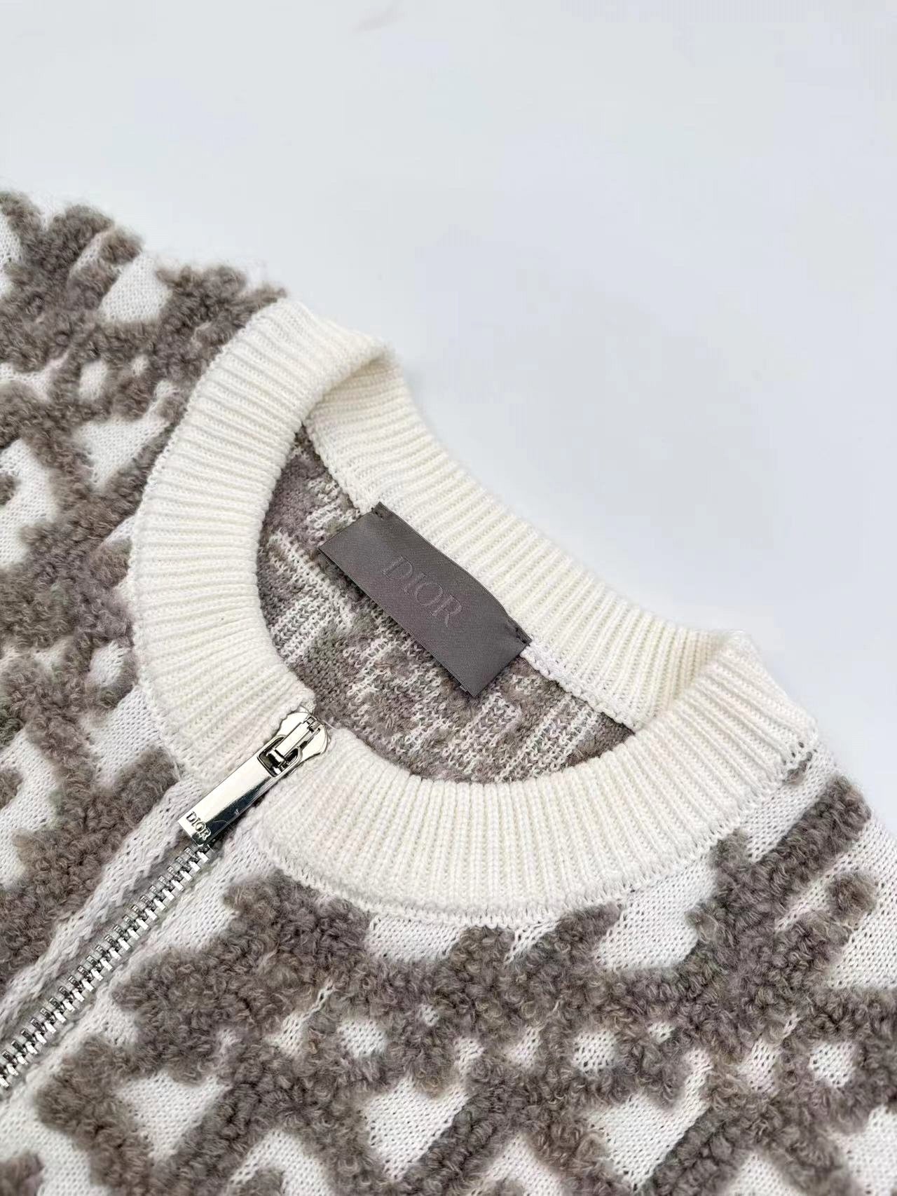 ZZLL / 디올 니트 코트