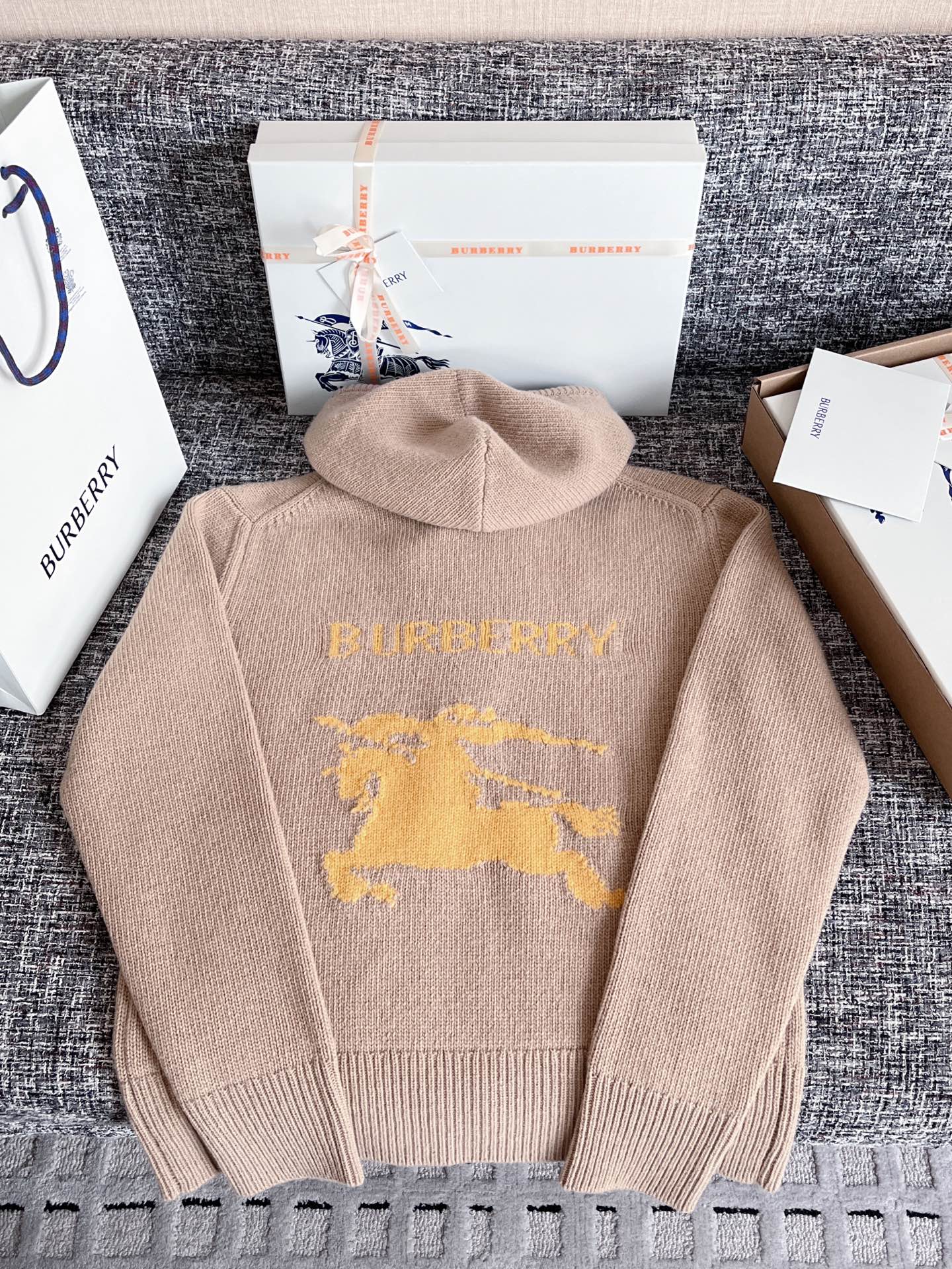 티모 공장 / 버버리 니트 코트