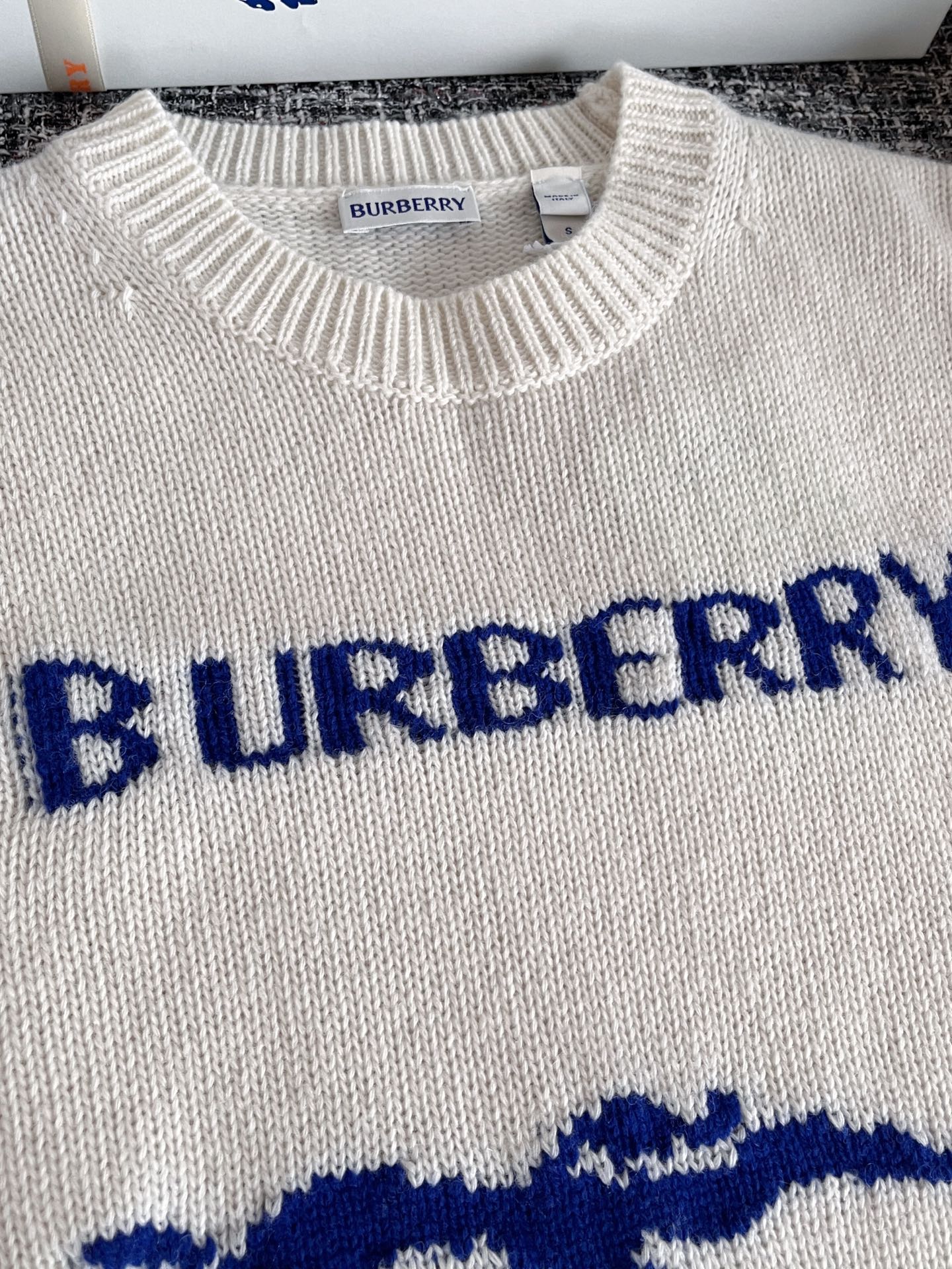 티모 공장 / 버버리 니트 스웨터