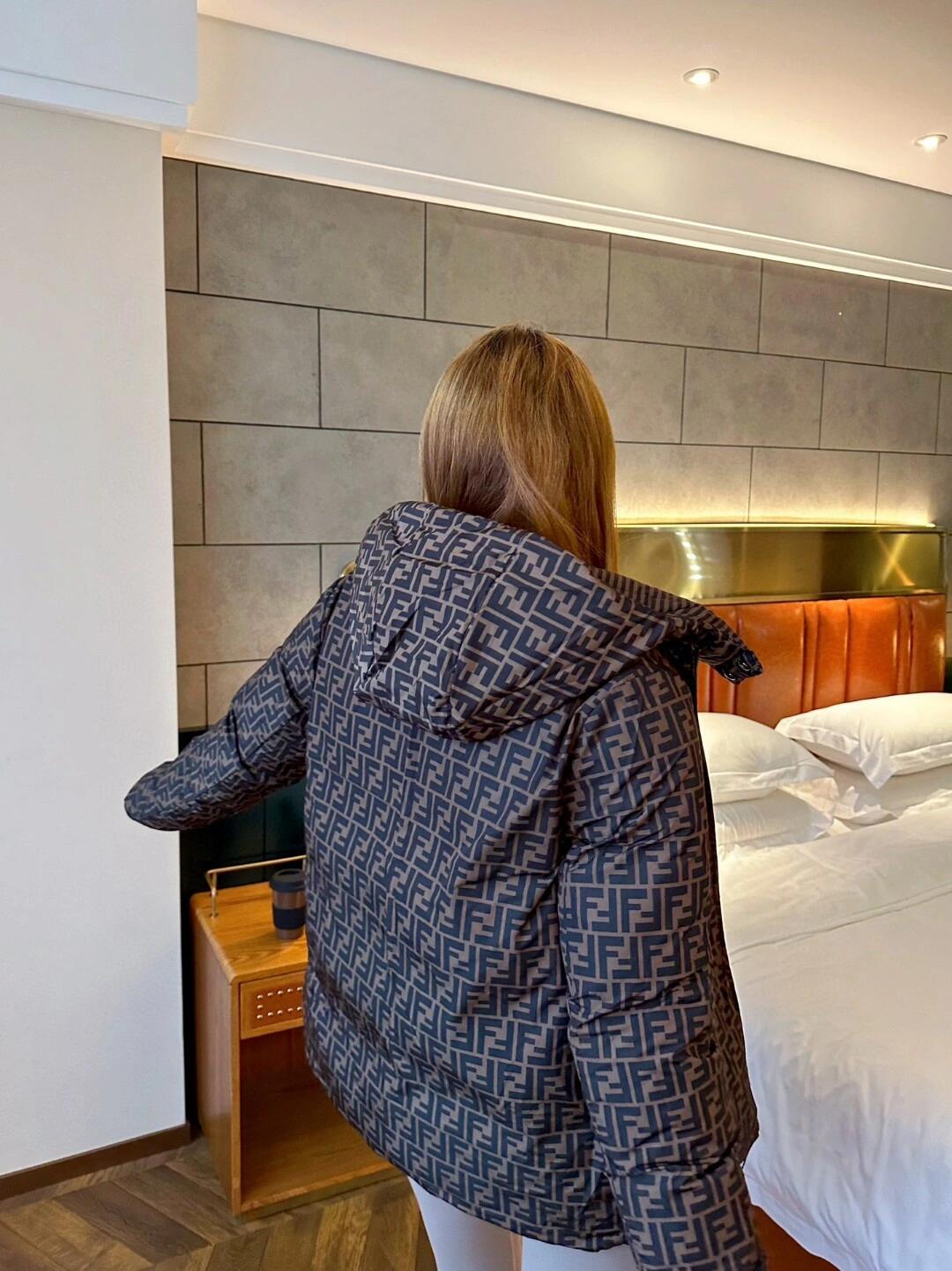 ZZLL / 펜디 양면 패딩