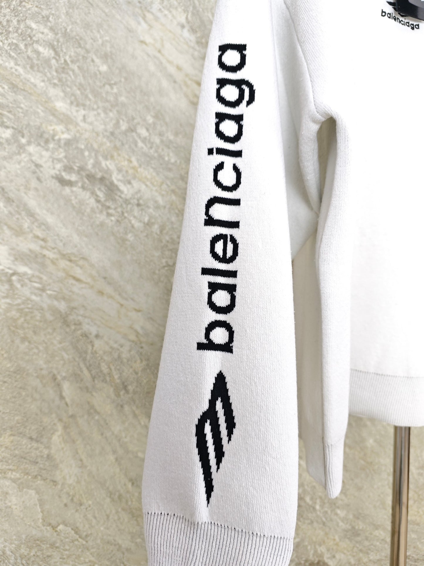 GTR / 발렌시아가 니트 스웨터