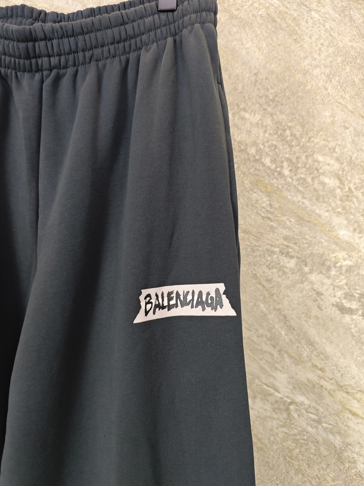 GTR / 발렌시아가 바지