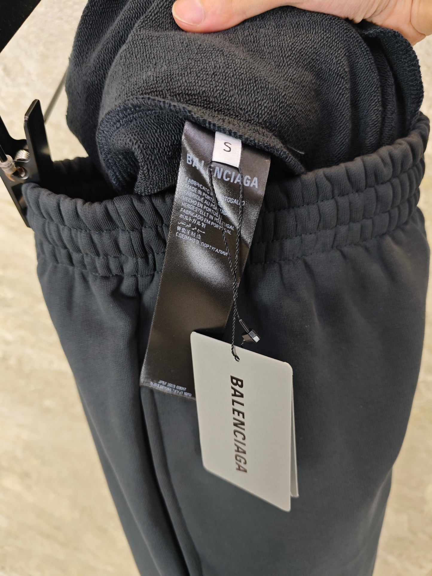 GTR / 발렌시아가 바지