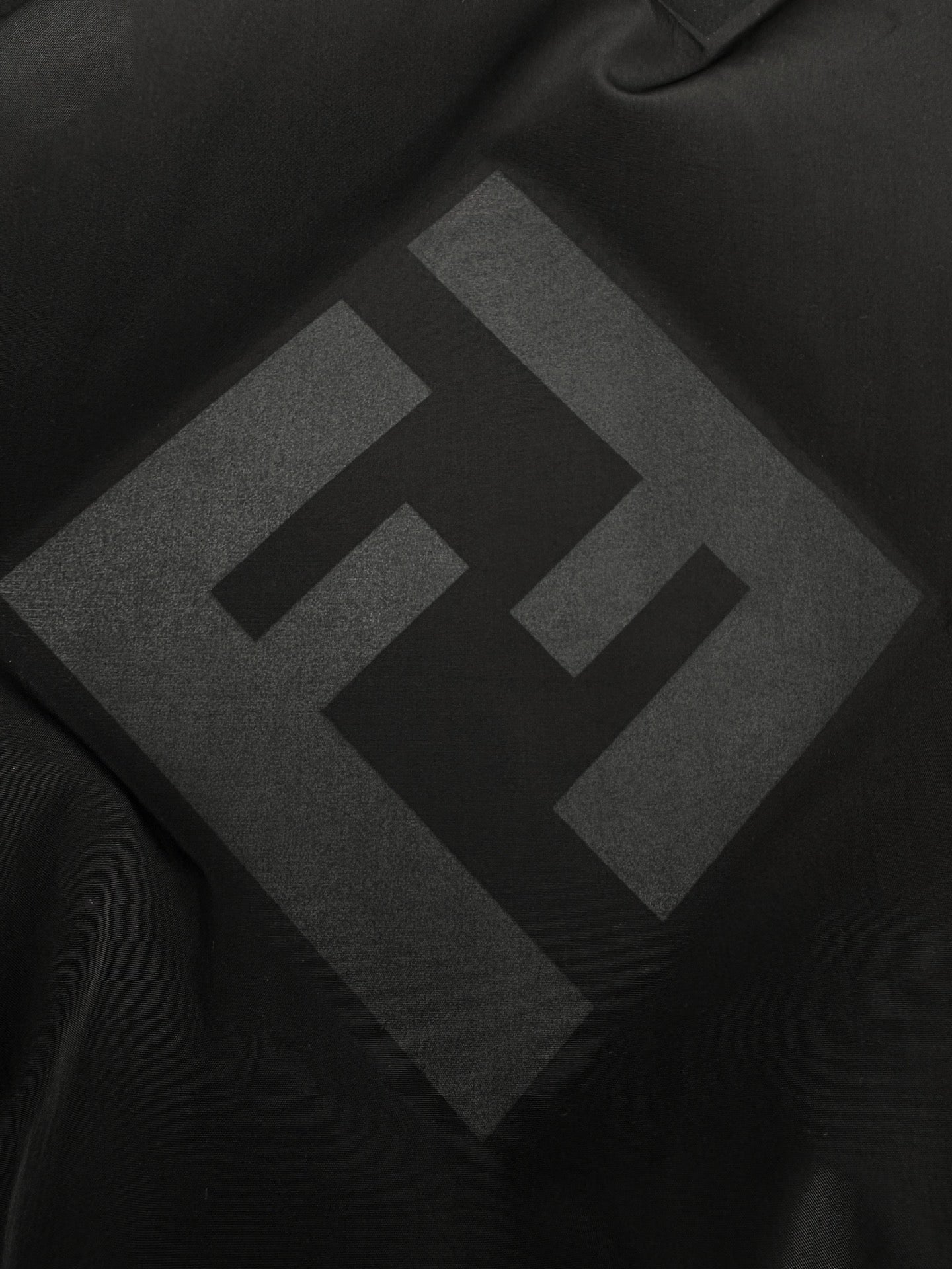 ZZLL / 펜디 패딩