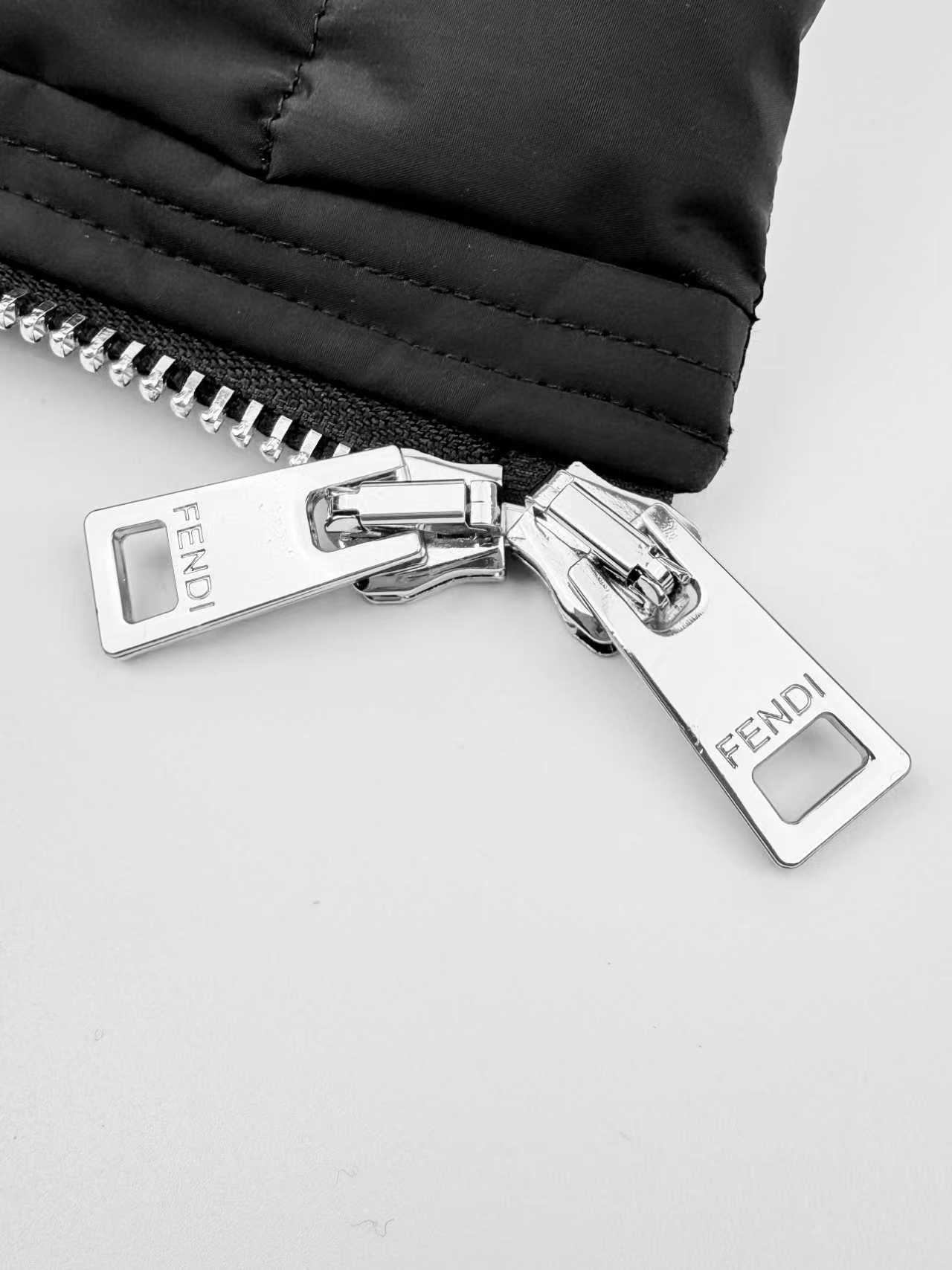 ZZLL / 펜디 패딩