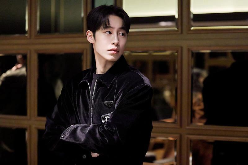 ZZLL / 프라다 재킷 코트