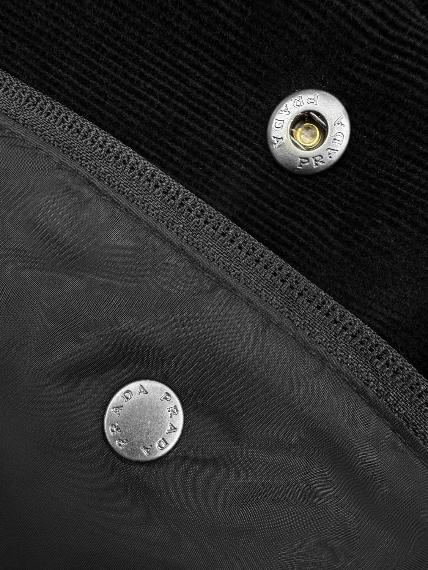ZZLL / 프라다 패딩