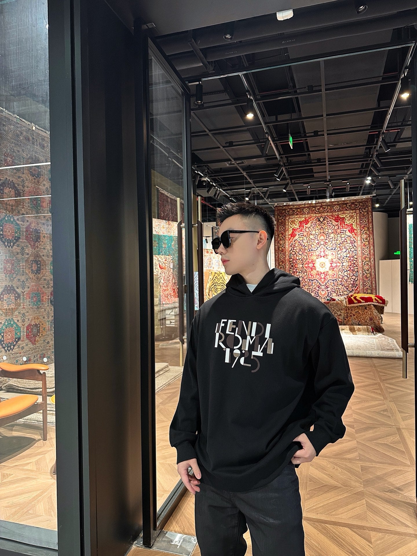 ZZLL / 펜디 후드티