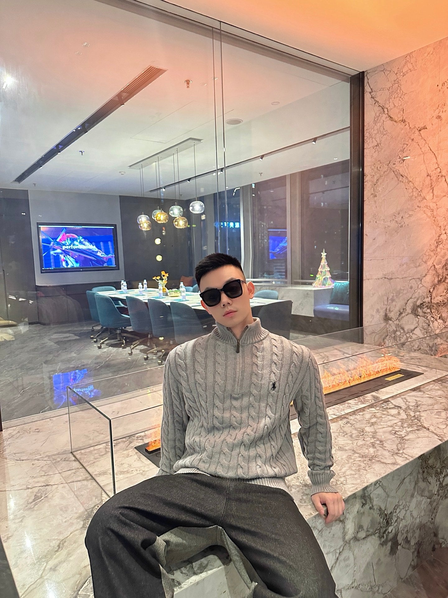 ZZLL / 폴로 집업 니트