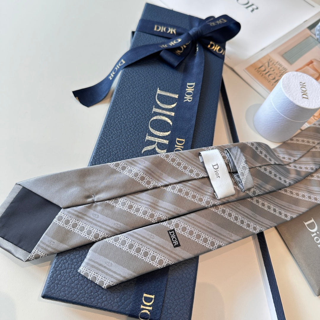 US / 디올 넥타이