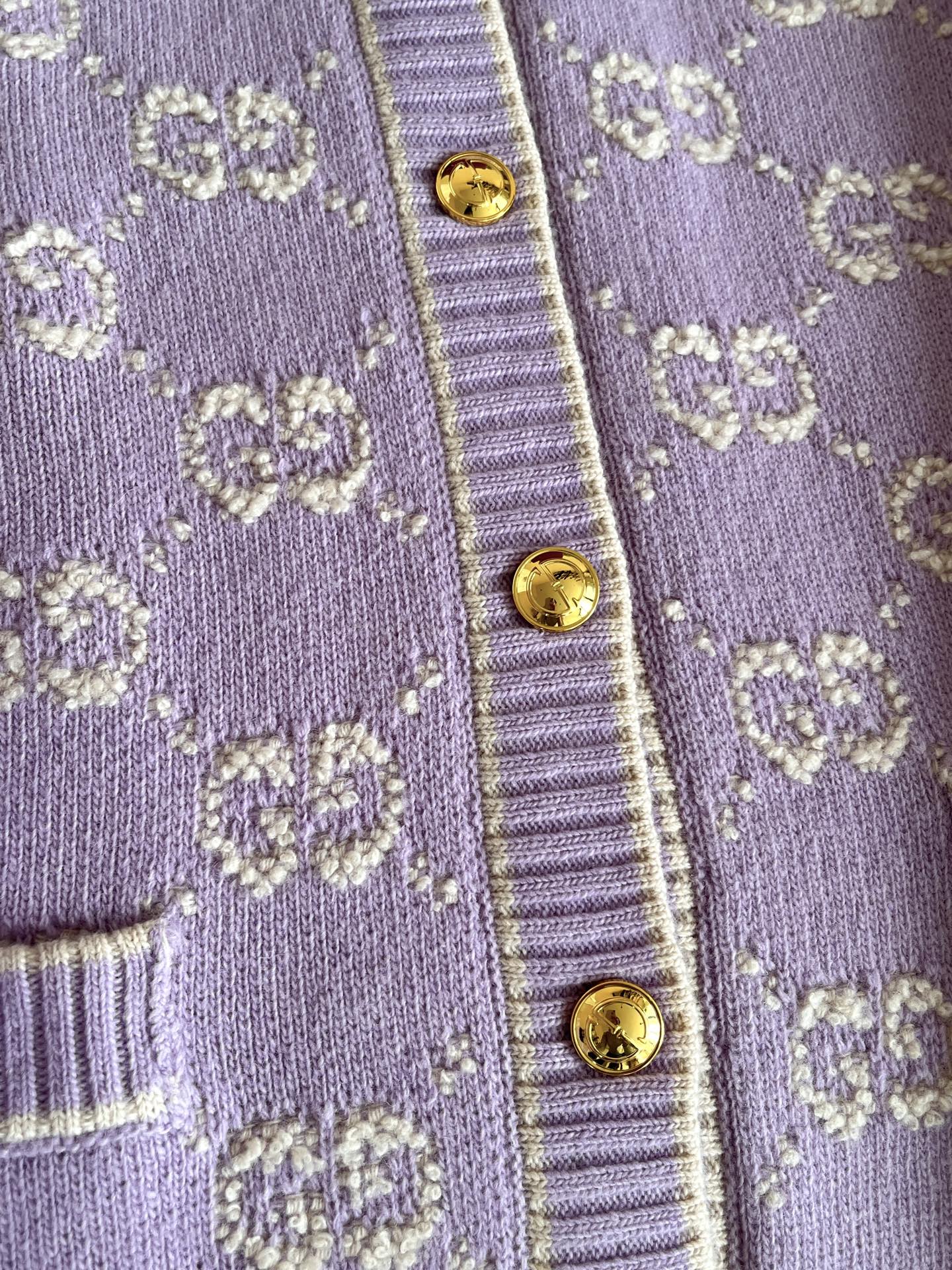 티모 공장 / 구찌 니트 카디건