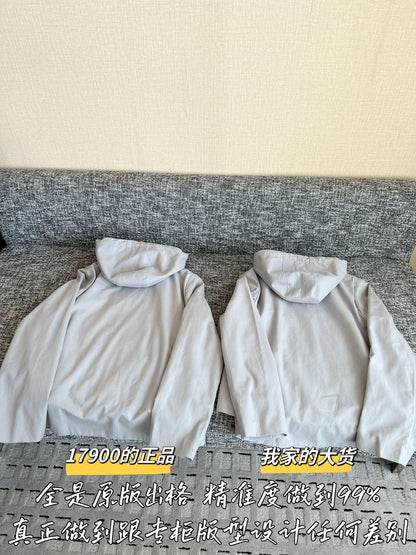 티모 공장 / 로에베 코트