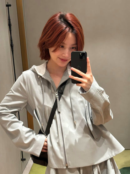 티모 공장 / 로에베 코트