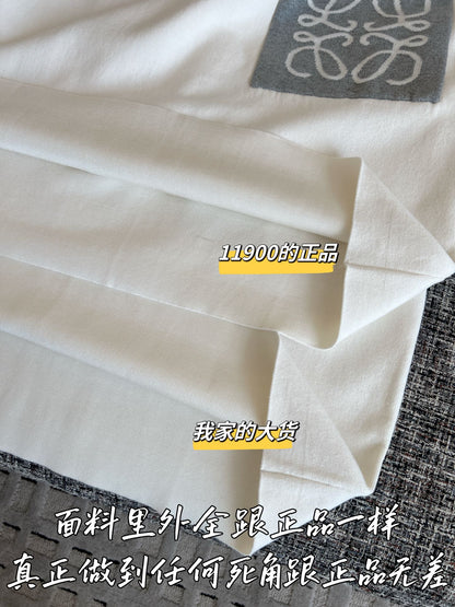 티모 공장 / 로에베 니트 스웨터