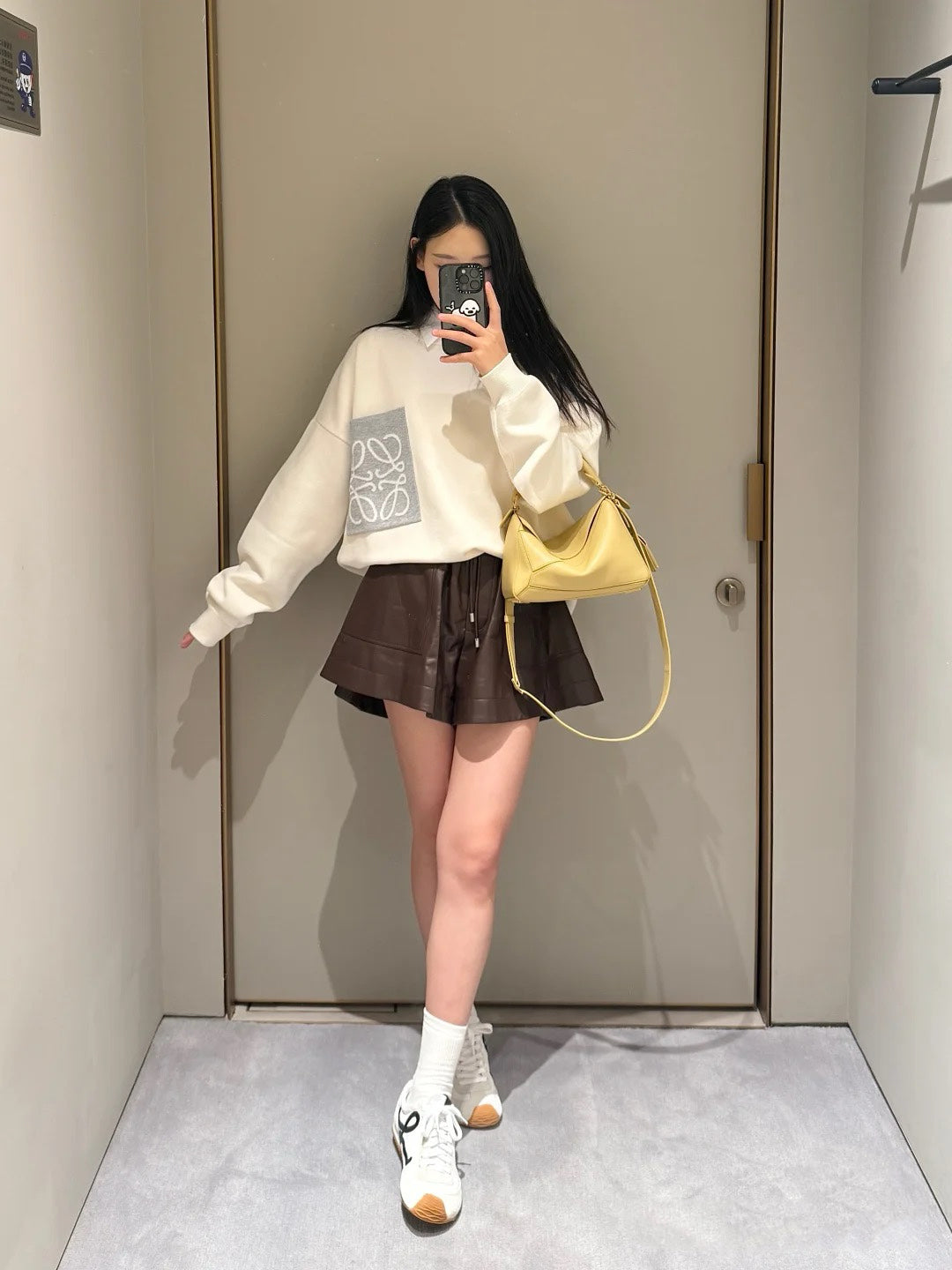 티모 공장 / 로에베 니트 스웨터