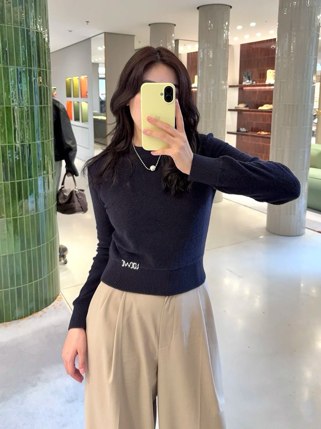 티모 공장 / 로에베 니트 스웨터