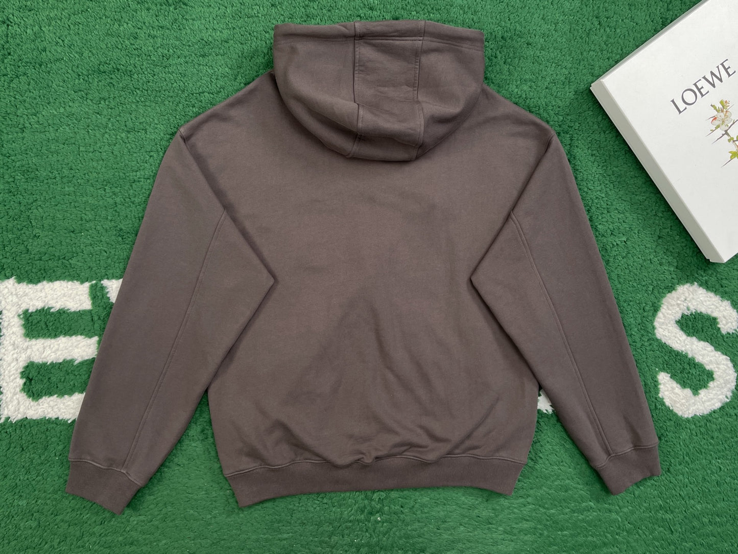 BVG / 로에베 후드 코트