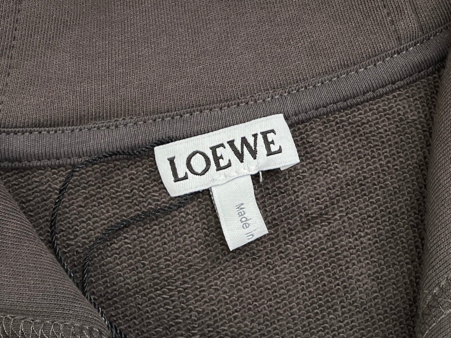 BVG / 로에베 후드 코트